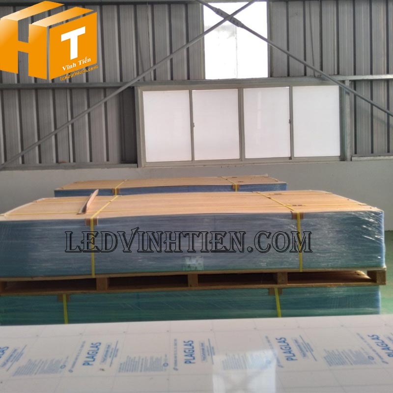 Ứng dụng tấm lợp lấy sáng Plaglas chính hãng