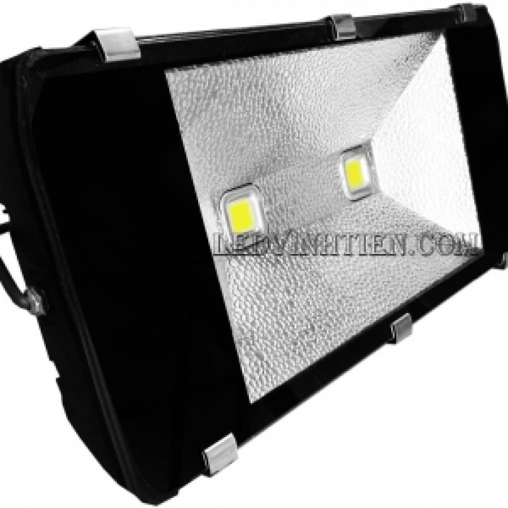 Đèn pha led 200W Vĩnh Tiến