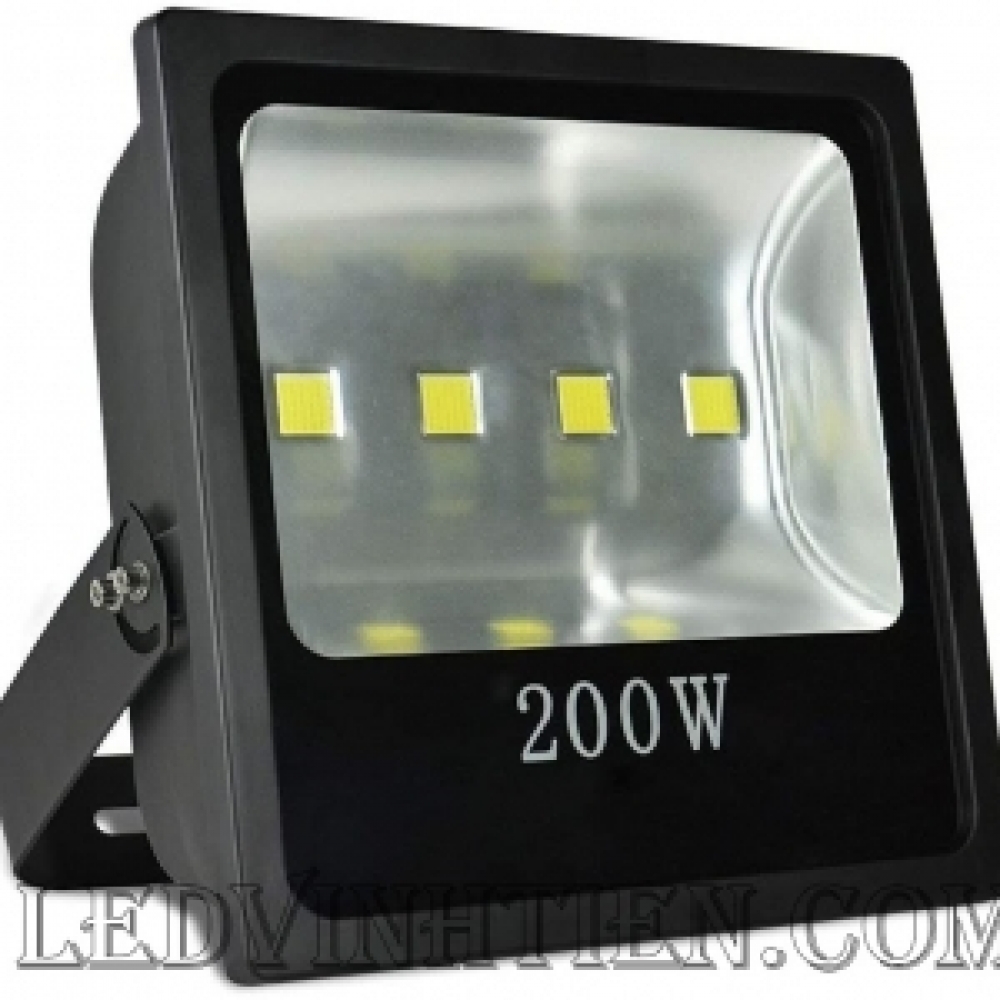Đèn pha led vỏ đen 200W