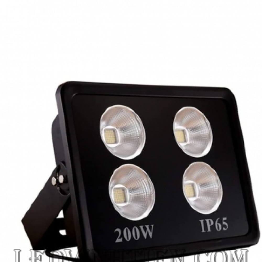 Đèn pha chiếu điểm 200W
