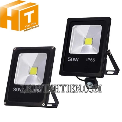 Đèn pha led 30w vỏ đen