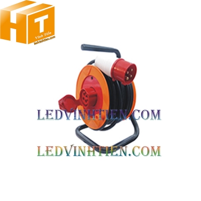 Ổ cắm 1 pha 3 dây LIOA