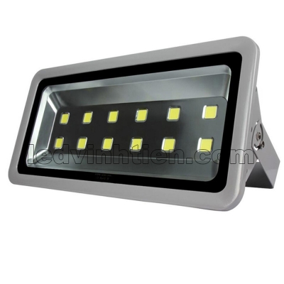 Đèn pha led 600W vỏ xám