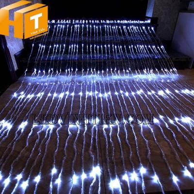 Đèn rèm led thác nước đổ màu trắng