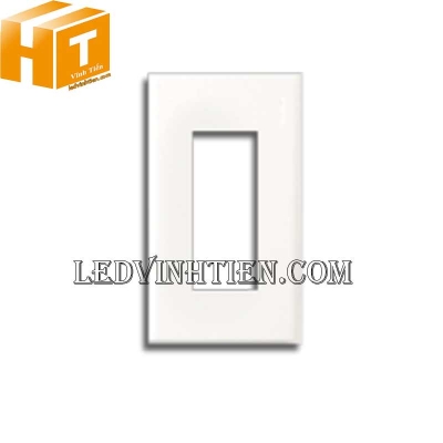 Mặt 3 thiết bị WZV7843W Panasonic