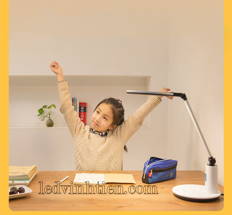 Đèn led  để bàn học, đọc sách HH-LT0623 Panasonic, loại tốt, giá rẻ, chất lượng, chính hãng
