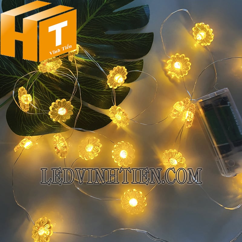 Dây đèn hoa cúc màu vàng