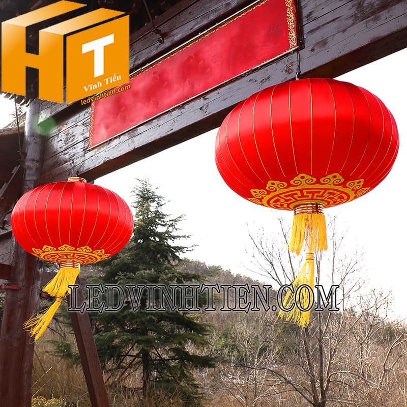 Đèn lồng bằng vải  lụa màu đỏ