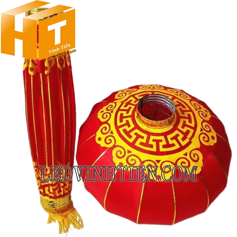 Đèn lồng bằng vải màu đỏ