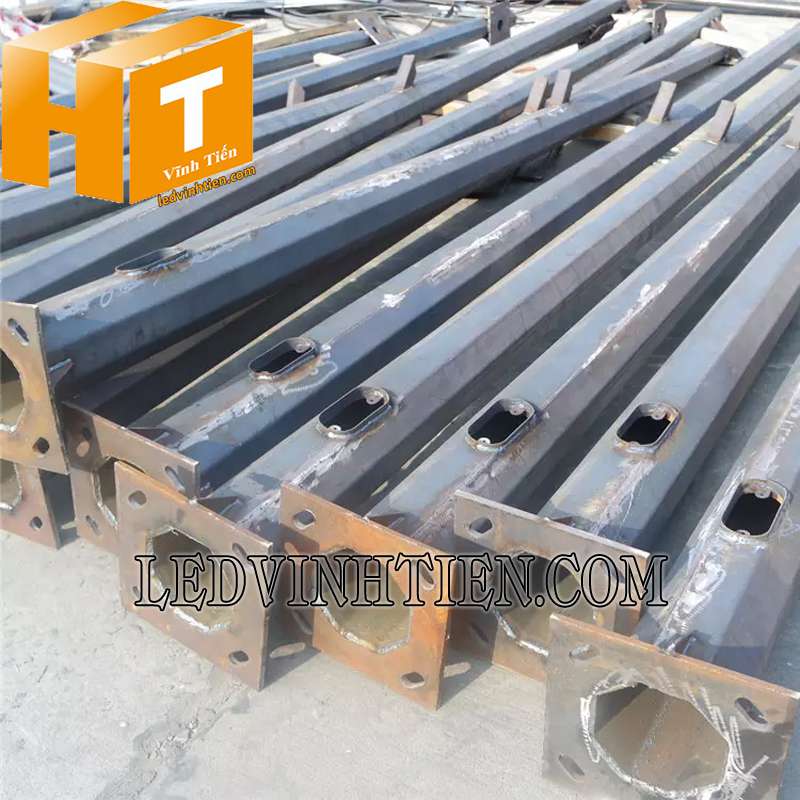 cột đèn đường bằng thép chiết khấu cao