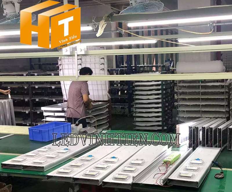 đèn đường NLMT 50W Jindian giá rẻ