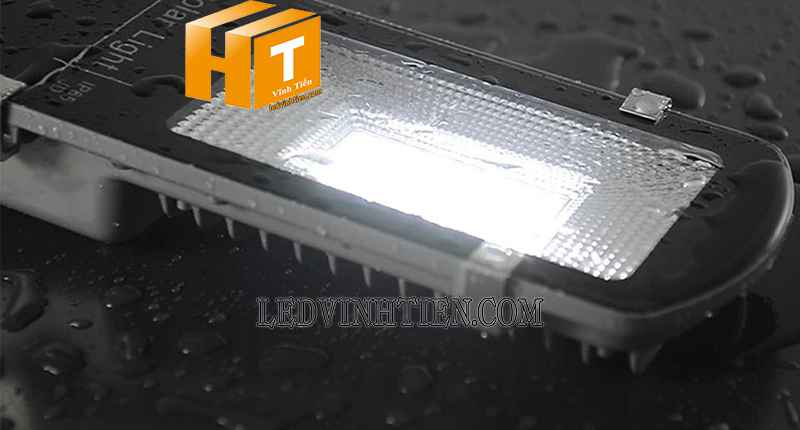 đèn đường led năng lượng mặt trời 100W chiết khấu cao