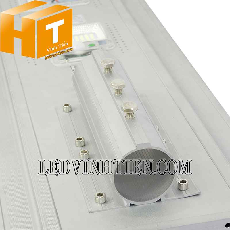 bán đèn đường mặt trời 300W Jindian tại vĩnh tiến