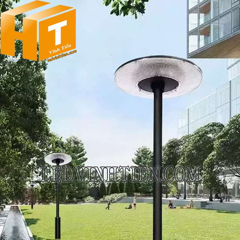 đèn sân vườn năng lượng mặt trời UFO 600W loại tốt