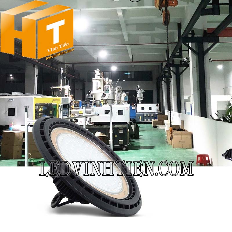  Đèn led nhà xưởng ufo 200W dùng chiếu sáng xưởng sản xuất, nhà kho