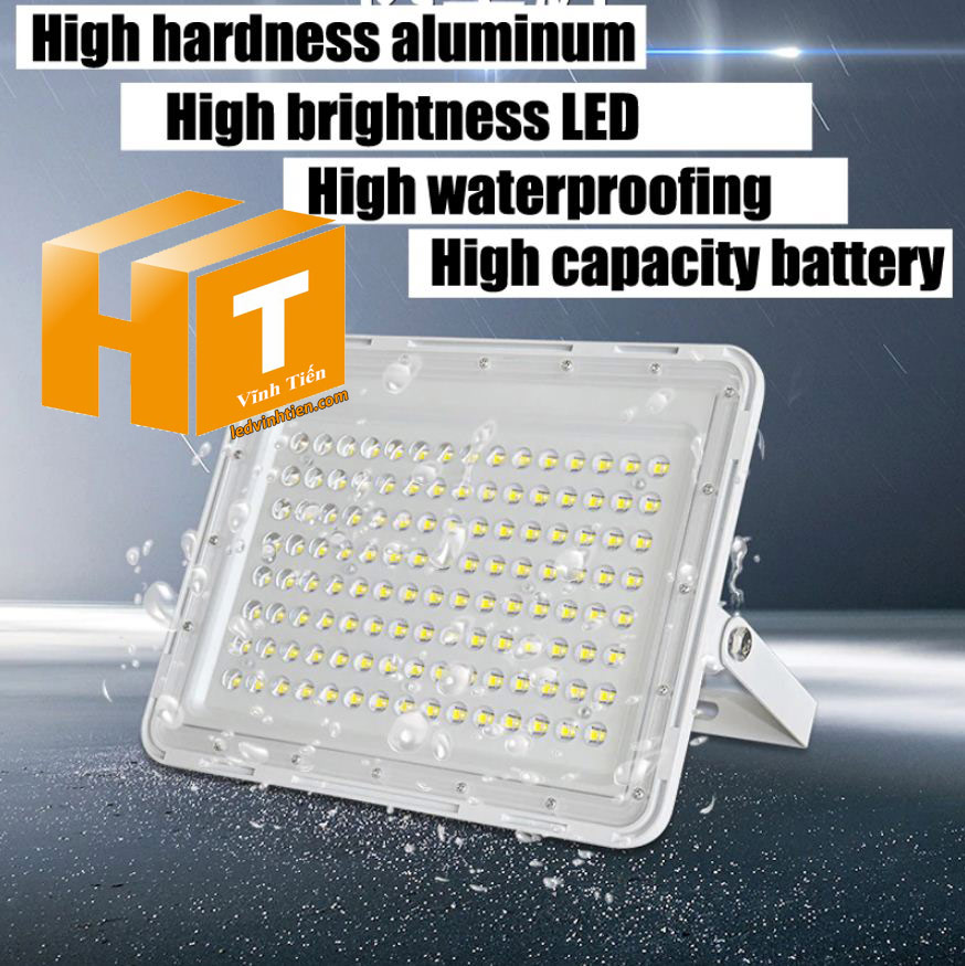 Đèn pha led năng lượng mặt trời thấu kính 200W. sử dụng năng lượng mặt trời chiếu sáng từ 3-5 năm không lo tốn tiền điện,  hiêu JINDIAN, Thời gian chiếu sáng đến 12-14 giờ liên tục, Đèn có tính năng tự động bật khi trời tối và tắt khi trời sáng.  Lắp đặt dễ dàng, phù hợp mọi địa hình,  Thắp sáng suốt đêm, tránh xa sự dòm ngó của trộm cắp  Kèm theo điều khiển bật/tắt từ xa và chế độ hằng giờ hiện đại giúp cuộc sống của bạn dễ dàng và tiện lợi hơn bao giờ hết.  Tấm pin công nghệ Poly, tuổi thọ lên đến 10-12 năm. Thích hợp lắp đặt trong nhà, các ki ốt, nhà hàng, trên tàu thuyền. sản phẩm đèn năng lượng dùng ngoài trời, loại tốt, giá rẻ, chất lượng, siêu sáng, cảm úng chuyển động, chính hãng ledvinhtien.com