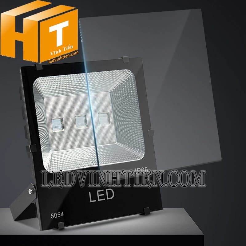 Đèn pha led 150w đổi màu tự động