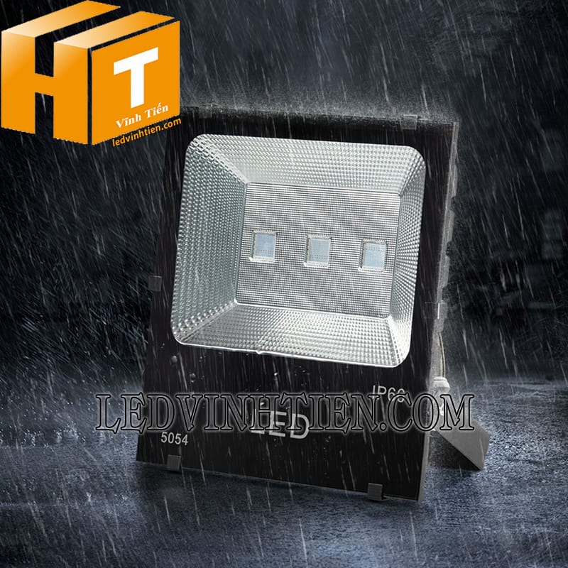 Đèn pha led 150W đổi màu chống mưa