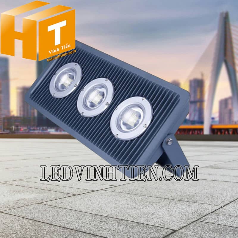 Đèn pha led 150w RGB có bộ điều khiển