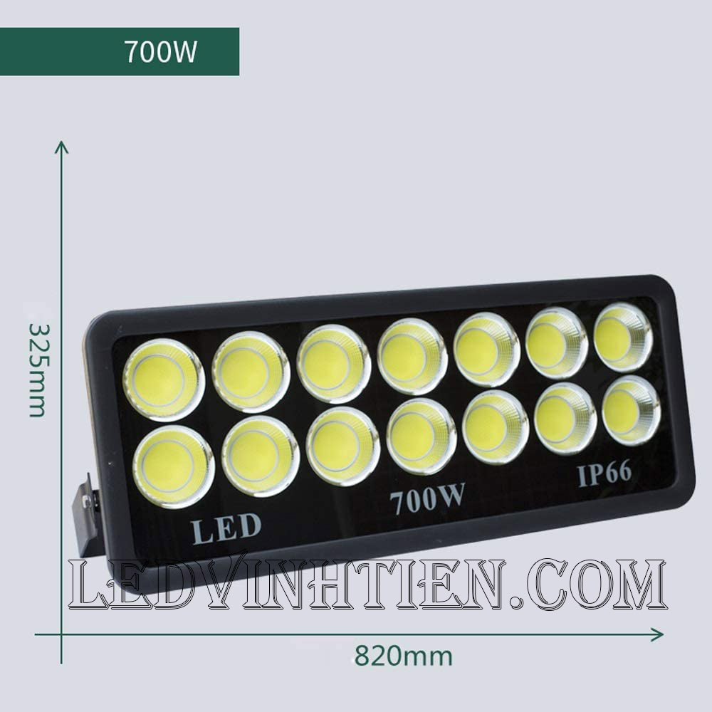 Đèn pha led cob 700w là sản phẩm của công ty đèn led Vĩnh Tiến, nhập khẩu và phân phối sỉ , Đèn pha led cob 700w được sử dụng cho chiếu sáng biển quảng cáo, sân chơi thể thao, chiếu sáng cho các nhà xưởng, bảng hiệu, bảng quảng cáo,chiếu sáng công cộng,chiếu sáng sân vườn, IP66, 67, 65, ÁNH SÁNG TRẮNG, VÀNG | Góc chiếu 60 độ | LEDVINHTIEN.COM chuyên đèn led công nghiệp chiếu sáng xa, rộng, chiếu sáng bảng hiệu, chiếu sáng bảng quảng cáo DÙNG CHIẾU SÁNG NGOÀI TRỜI, SÂN VẬN ĐỘNG, SÂN BANH, QUẢNG TRƯỜNG, CÔNG VIÊN,...