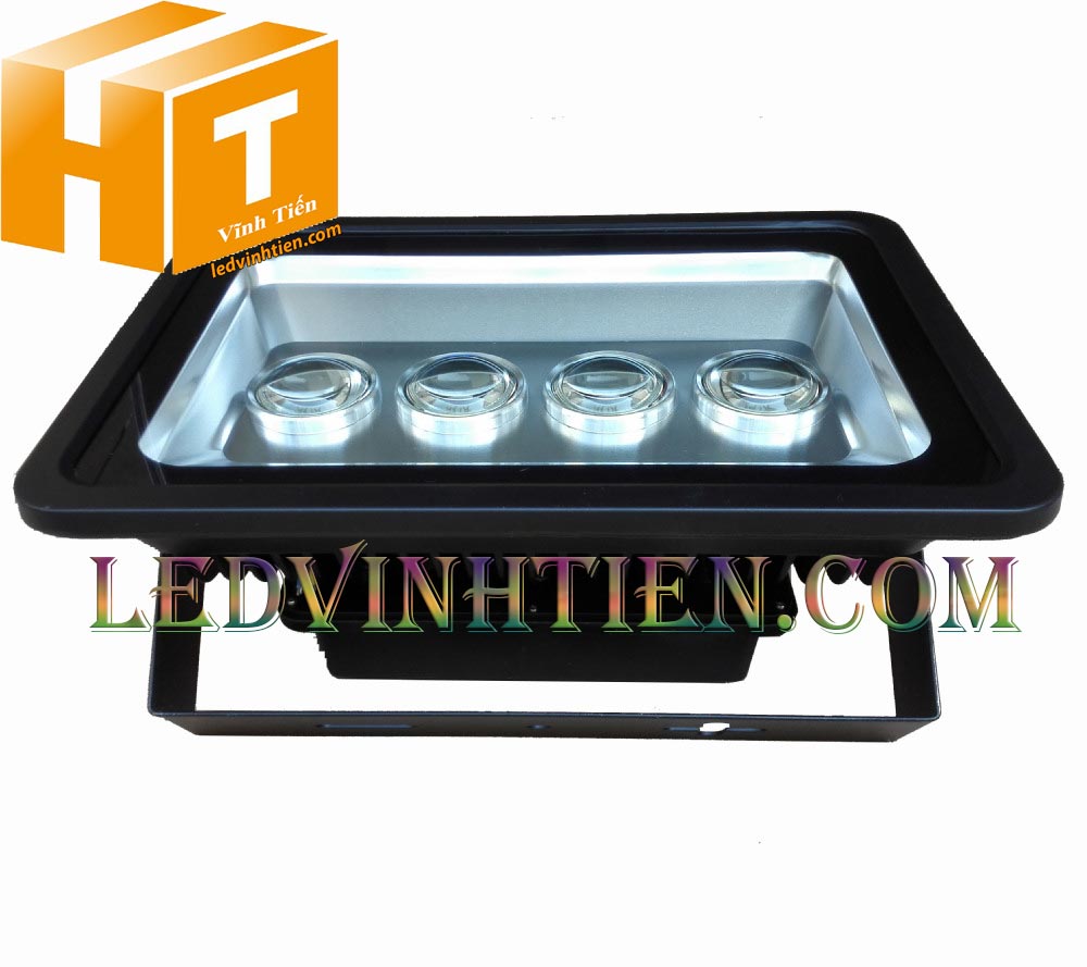 Đèn pha led thấu kính lúp 200w loại tốt