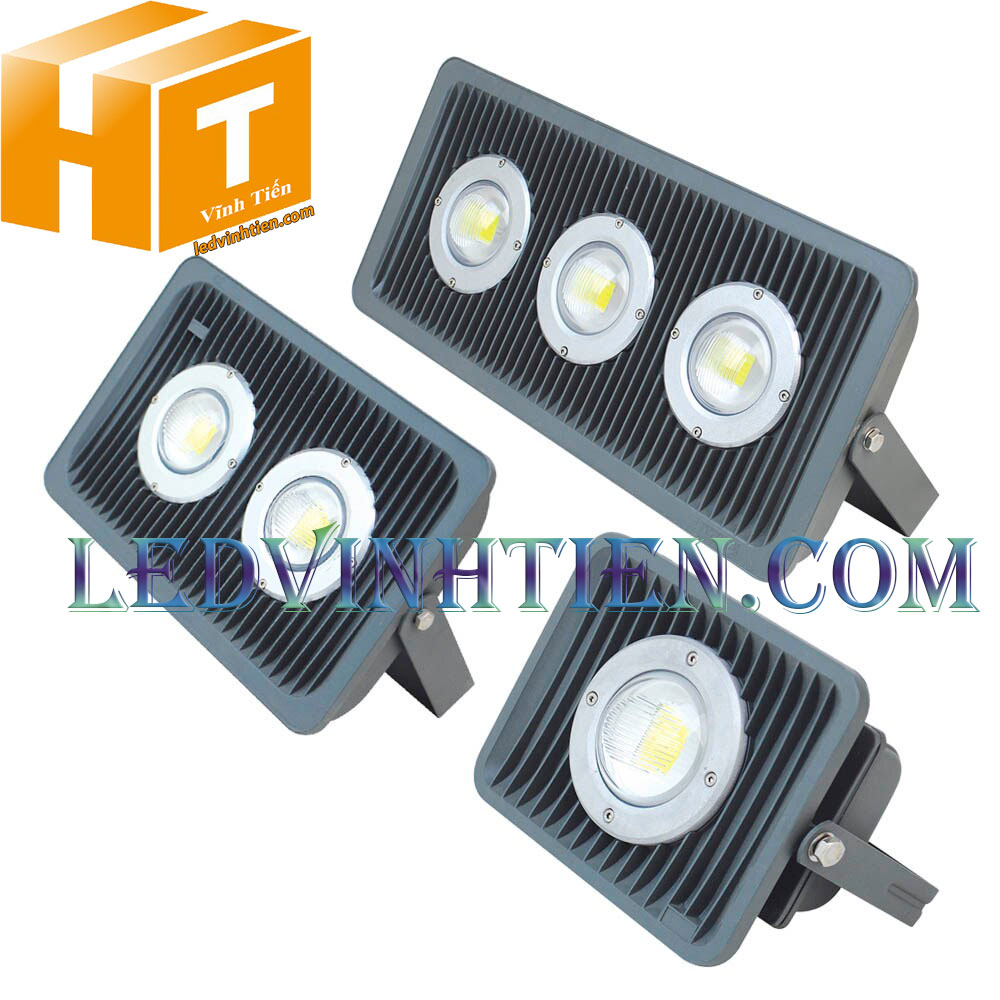 Hình ảnh chi tiết mọi góc cạnh của Đèn pha led xương cá 150W loại tốt, giá rẻ, đủ công suất, dùng chiếu sáng ngoài trời là sản phẩm của công ty đèn led Vĩnh Tiến, nhập khẩu và phân phối sỉ đèn pha chiếu xa được sử dụng cho chiếu sáng biển quảng cáo, sân chơi thể thao, chiếu sáng cho các nhà xưởng, bảng hiệu, bảng quảng cáo,chiếu sáng công cộng,chiếu sáng sân vườn, IP66, 67, 65, ÁNH SÁNG TRẮNG, VÀNG | Góc chiếu 130 độ | LEDVINHTIEN.COM chuyên đèn led công nghiệp chiếu sáng xa, rộng, chiếu sáng bảng hiệu, chiếu sáng bảng quảng cáo DÙNG CHIẾU SÁNG NGOÀI TRỜI, SÂN VẬN ĐỘNG, SÂN BANH, QUẢNG TRƯỜNG, CÔNG VIÊN,...