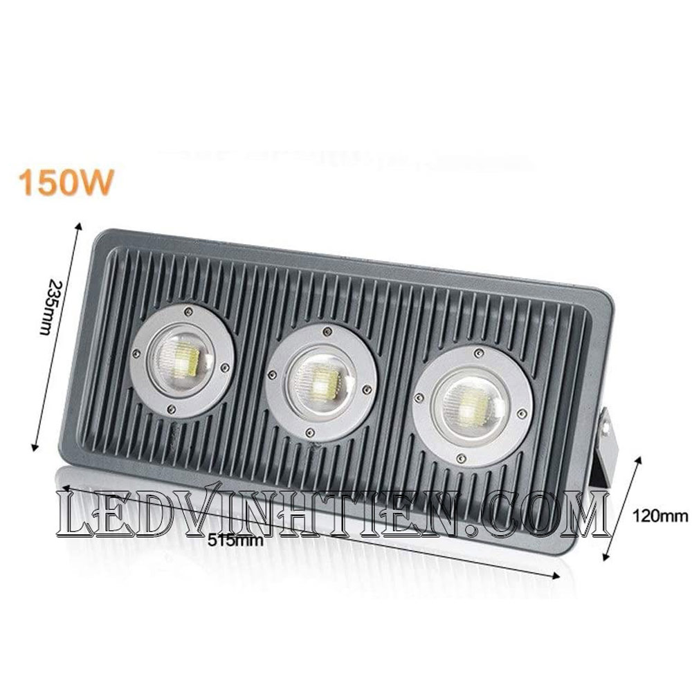 Hình ảnh chi tiết mọi góc cạnh của Đèn pha led xương cá 150W loại tốt, giá rẻ, đủ công suất, dùng chiếu sáng ngoài trời là sản phẩm của công ty đèn led Vĩnh Tiến, nhập khẩu và phân phối sỉ đèn pha chiếu xa được sử dụng cho chiếu sáng biển quảng cáo, sân chơi thể thao, chiếu sáng cho các nhà xưởng, bảng hiệu, bảng quảng cáo,chiếu sáng công cộng,chiếu sáng sân vườn, IP66, 67, 65, ÁNH SÁNG TRẮNG, VÀNG | Góc chiếu 130 độ | LEDVINHTIEN.COM chuyên đèn led công nghiệp chiếu sáng xa, rộng, chiếu sáng bảng hiệu, chiếu sáng bảng quảng cáo DÙNG CHIẾU SÁNG NGOÀI TRỜI, SÂN VẬN ĐỘNG, SÂN BANH, QUẢNG TRƯỜNG, CÔNG VIÊN,...