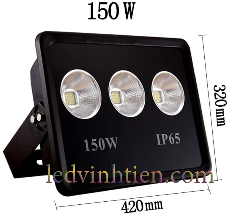 Đèn pha ly 150w, là sản phẩm của công ty đèn led Vĩnh Tiến, nhập khẩu và phân phối sỉ , đèn pha led ly led tụ quang 150W được sử dụng cho chiếu sáng biển quảng cáo, sân chơi thể thao. Đèn pha led 150W chiếu xa - tụ quang ledvinhtien.com chiếu sáng cho các nhà xưởng, bảng hiệu, bảng quảng cáo,chiếu sáng công cộng,chiếu sáng sân vườn Đèn pha led ly sử dụng chip tụ quang công xuất 150W IP66, 67, 65, ÁNH SÁNG TRẮNG, VÀNG | Góc chiếu 60 độ | LEDVINHTIEN.COM chuyên đèn led công nghiệp chiếu sáng xa, rộng, chiếu sáng bảng hiệu, chiếu sáng bảng quảng cáo DÙNG CHIẾU SÁNG NGOÀI TRỜI, SÂN VẬN ĐỘNG, SÂN BANH, QUẢNG TRƯỜNG, CÔNG VIÊN,...