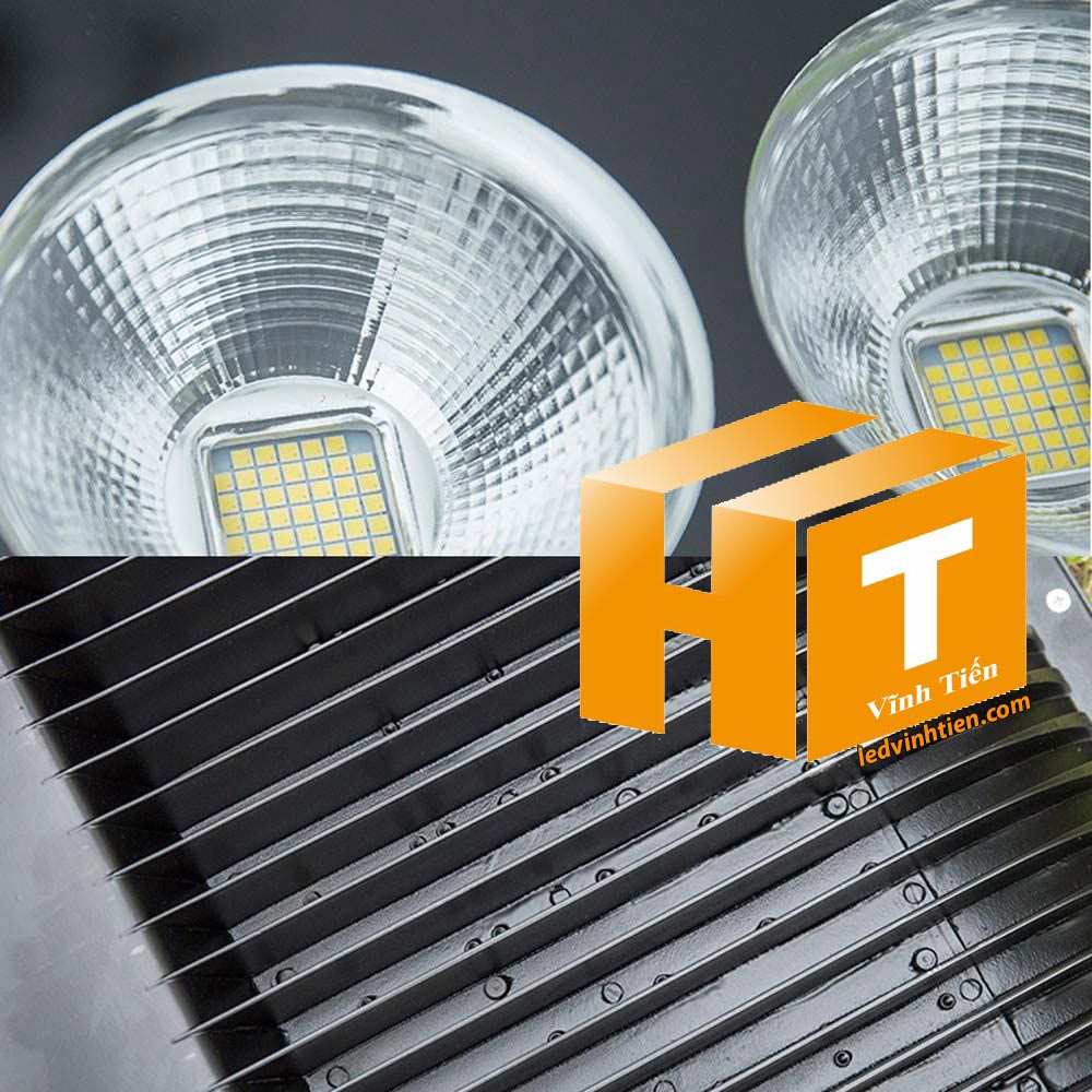 Đèn pha ly 150w, là sản phẩm của công ty đèn led Vĩnh Tiến, nhập khẩu và phân phối sỉ , đèn pha led ly led tụ quang 150W được sử dụng cho chiếu sáng biển quảng cáo, sân chơi thể thao. Đèn pha led 150W chiếu xa - tụ quang ledvinhtien.com chiếu sáng cho các nhà xưởng, bảng hiệu, bảng quảng cáo,chiếu sáng công cộng,chiếu sáng sân vườn Đèn pha led ly sử dụng chip tụ quang công xuất 150W IP66, 67, 65, ÁNH SÁNG TRẮNG, VÀNG | Góc chiếu 60 độ | LEDVINHTIEN.COM chuyên đèn led công nghiệp chiếu sáng xa, rộng, chiếu sáng bảng hiệu, chiếu sáng bảng quảng cáo DÙNG CHIẾU SÁNG NGOÀI TRỜI, SÂN VẬN ĐỘNG, SÂN BANH, QUẢNG TRƯỜNG, CÔNG VIÊN,...