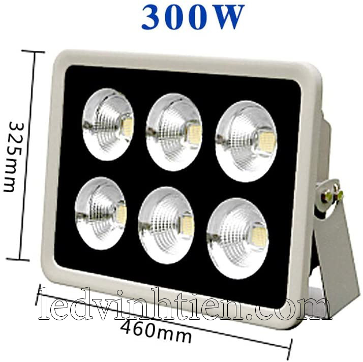 Đèn pha ly 300w, là sản phẩm của công ty đèn led Vĩnh Tiến, nhập khẩu và phân phối sỉ , đèn pha led ly led tụ quang 300W được sử dụng cho chiếu sáng biển quảng cáo, sân chơi thể thao. Đèn pha led 300W chiếu xa - tụ quang ledvinhtien.com chiếu sáng cho các nhà xưởng, bảng hiệu, bảng quảng cáo,chiếu sáng công cộng,chiếu sáng sân vườn Đèn pha led ly sử dụng chip tụ quang công xuất 300W IP66, 67, 65, ÁNH SÁNG TRẮNG, VÀNG | Góc chiếu 60 độ | LEDVINHTIEN.COM chuyên đèn led công nghiệp chiếu sáng xa, rộng, chiếu sáng bảng hiệu, chiếu sáng bảng quảng cáo DÙNG CHIẾU SÁNG NGOÀI TRỜI, SÂN VẬN ĐỘNG, SÂN BANH, QUẢNG TRƯỜNG, CÔNG VIÊN,...