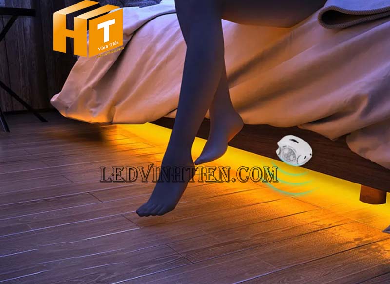 Công tắc cảm biến bật tắt đèn