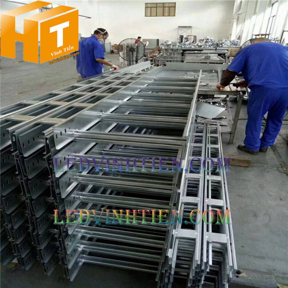 Bán thang máng cáp ngoài trời