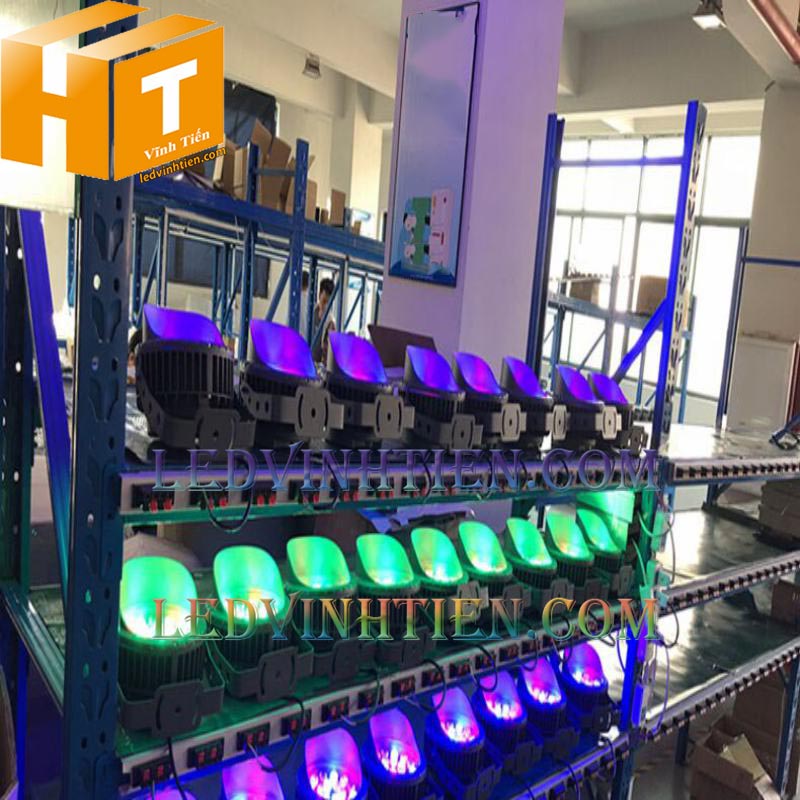 Đèn lec rọi cây ngoài trời