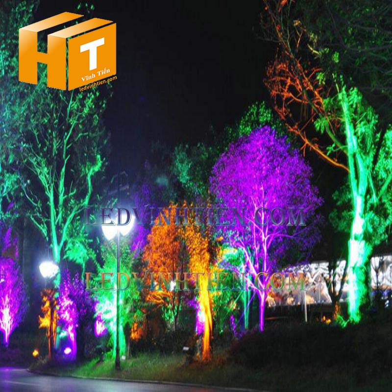 Đèn led chiếu cột ngoài trời
