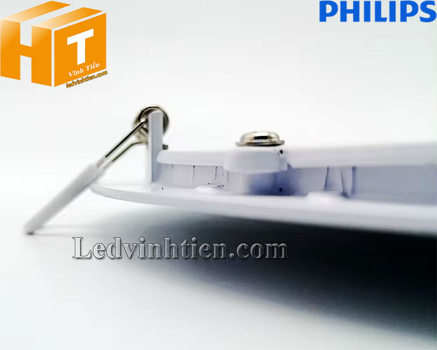 Độ dày của đèn âm trần tròn DN150B Philips