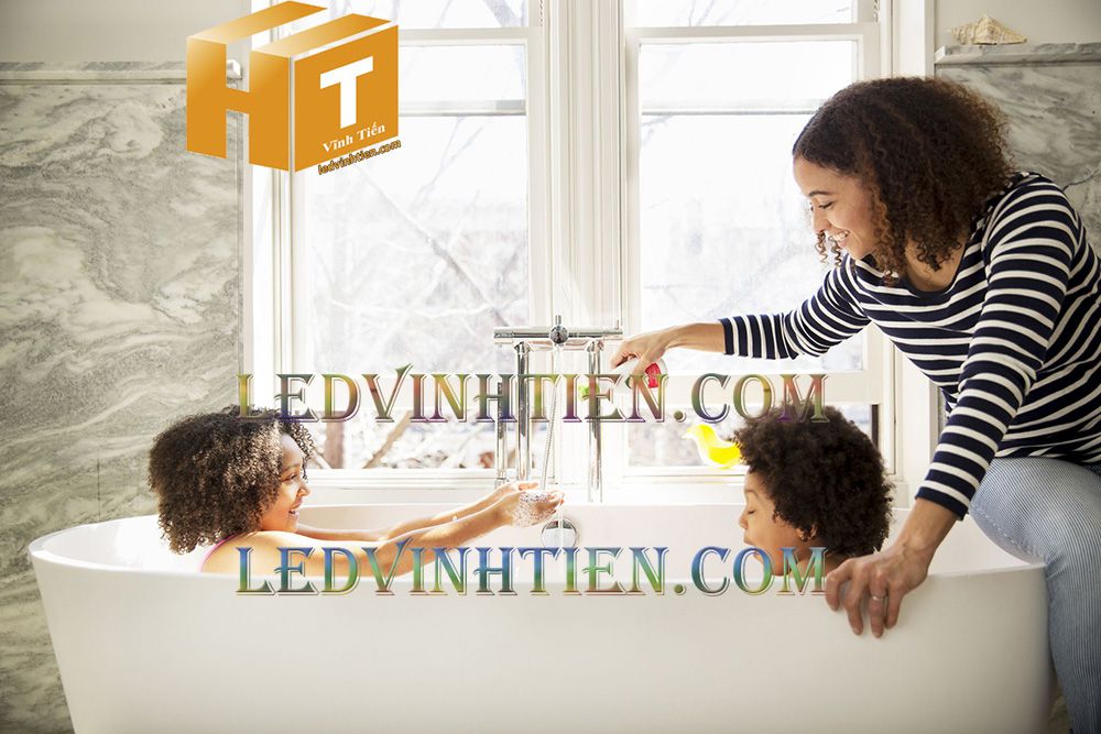 Bán sỉ thiết bị vệ sinh, Bàn cầu một khối, nắp đóng êm TC393VS hiệu ToTo, mã CW823RAT2 hiệu ToTo loại tốt, tuy hòa phú yên