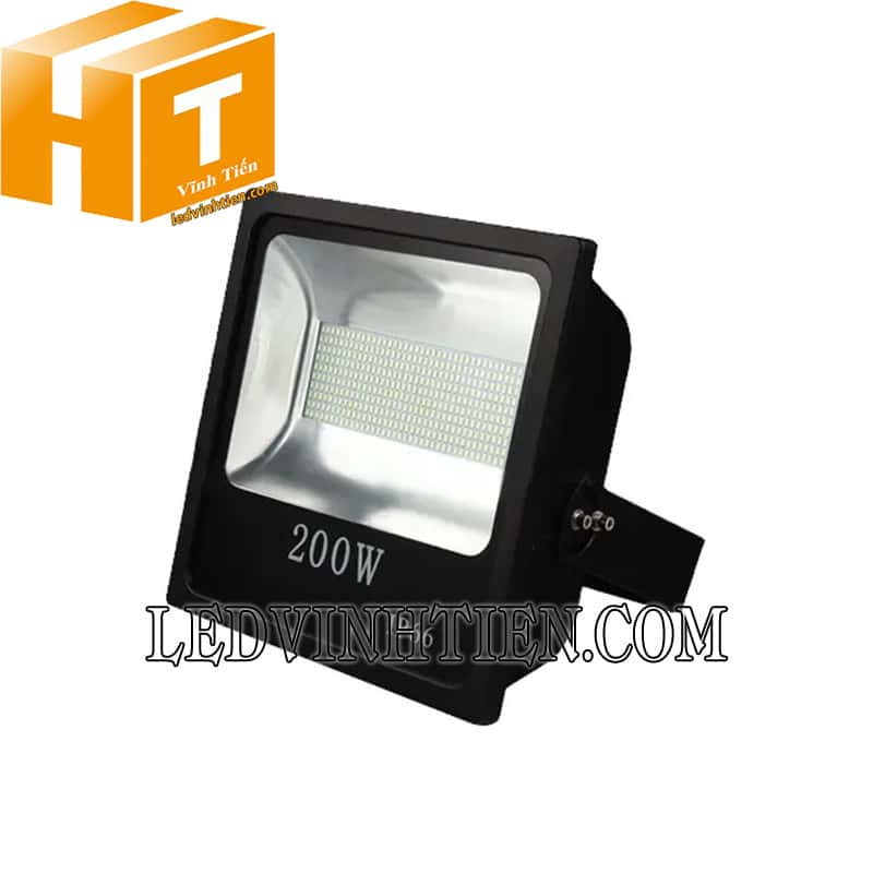 Đèn pha led 200W nhiều led giá rẻ