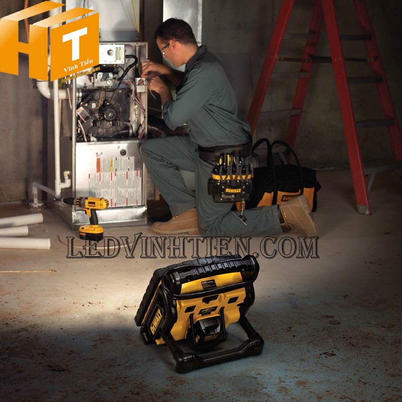 Bán đèn huỳnh quang 38w DeWALT tại Phú Yên