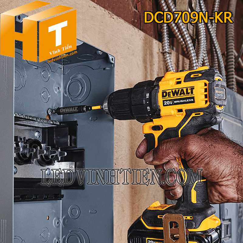 Máy khoan dùng pin Dewalt hàng chính hãng, giá ưu đãi tại vĩnh tiến