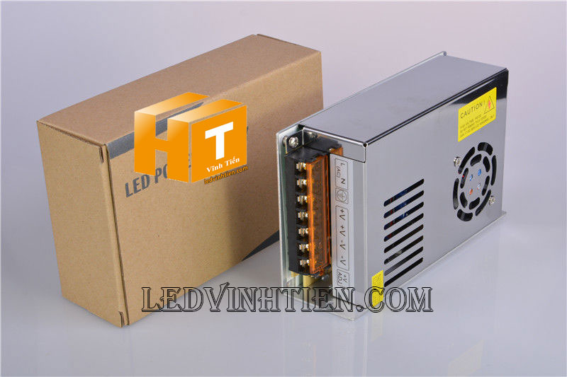 Bộ nguồn DC24V 10A 240W có quạt làm mát, kết nối dễ dàng.